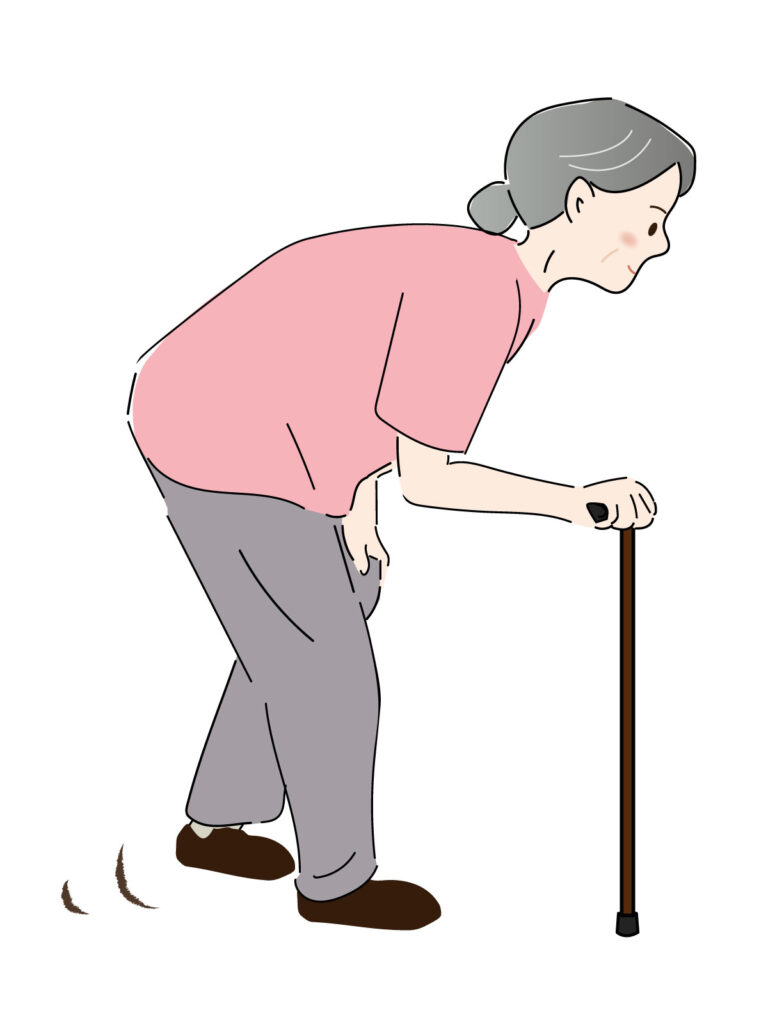 腰が曲がった老人女性